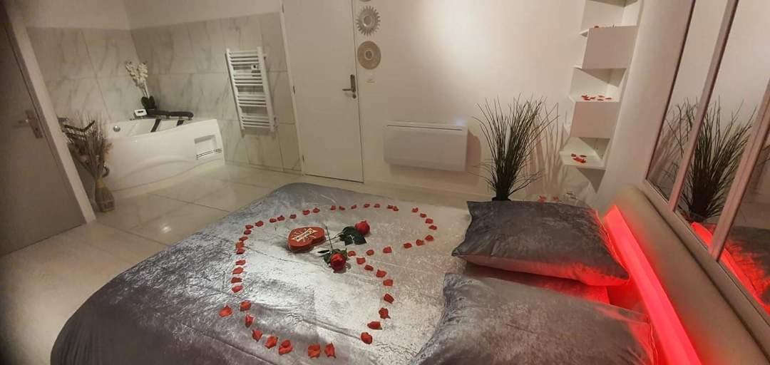 Love Rooms De La Presqu'Ile Saint-Vincent-de-Paul  Esterno foto